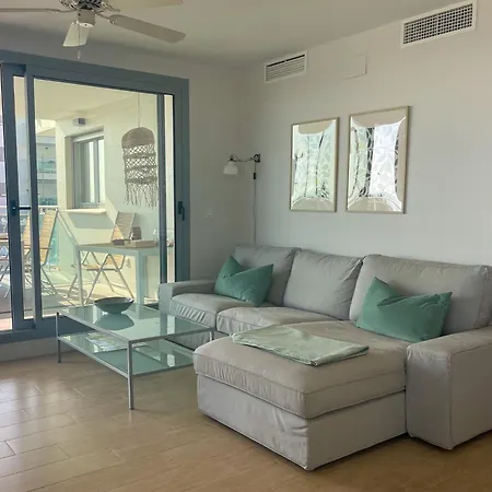 Frontline Duna Apartment
